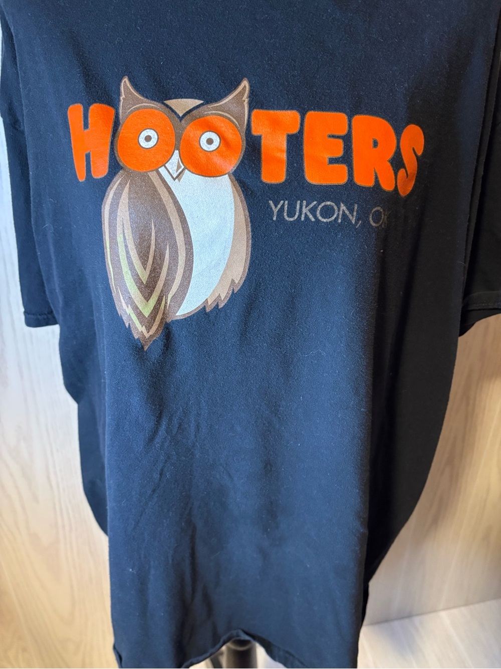 HOOTERS Vintage Black Original Graphic T-Shirt 2X Owl